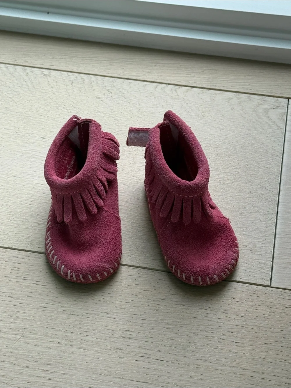 Minnetonka Toddler Moccasin Booties- EUC